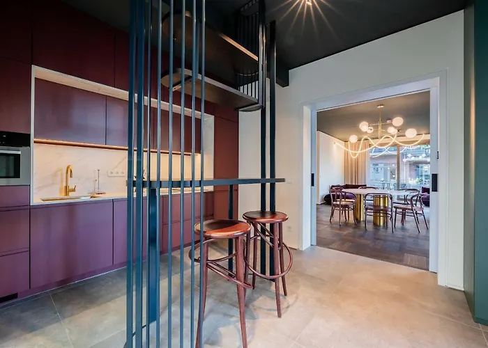 Apartahotel The Garden By Suite030 4*